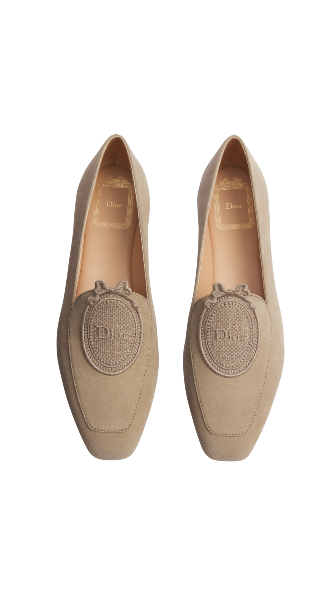 Médaillon Loafer in Beige Suede Goatskin