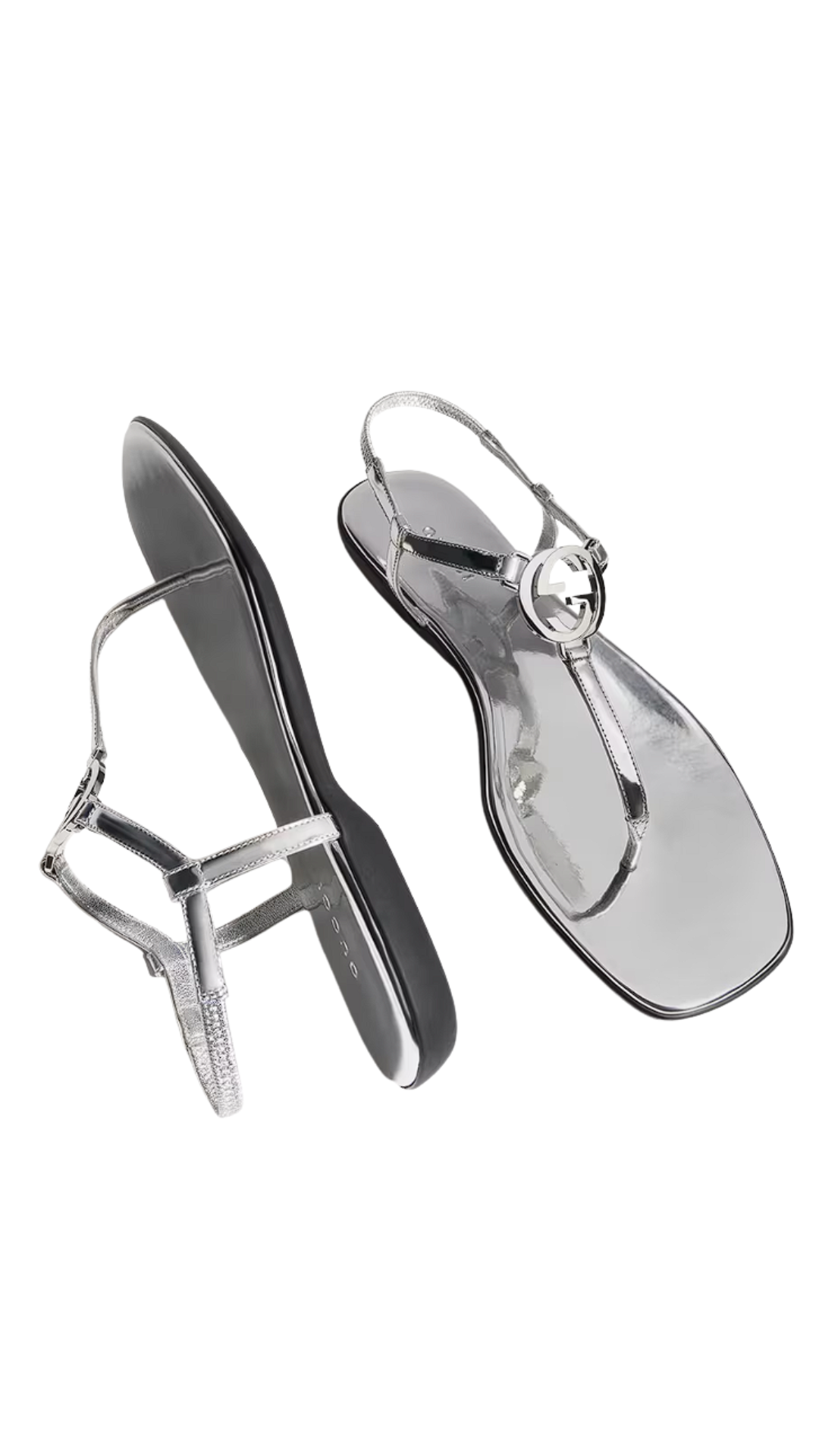 Thong Sandal with Interlocking G in Metallic Silver Leather