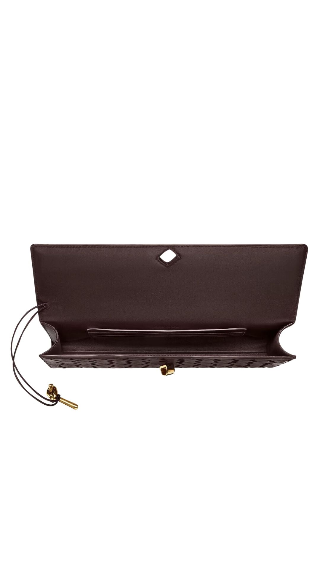 Andiamo Clutch in Fondant