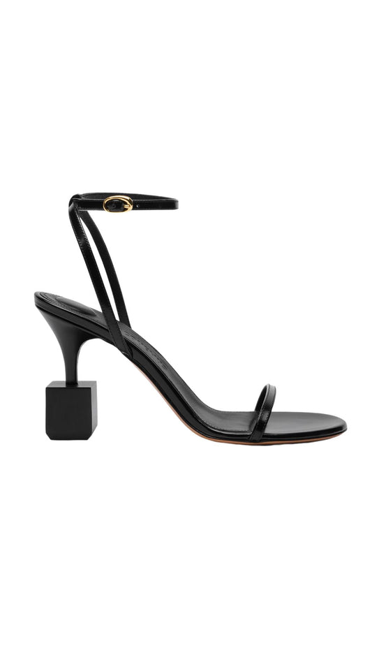 The Bisou Sandals in Black