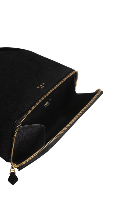 Le Pochon Bag in Black Suede