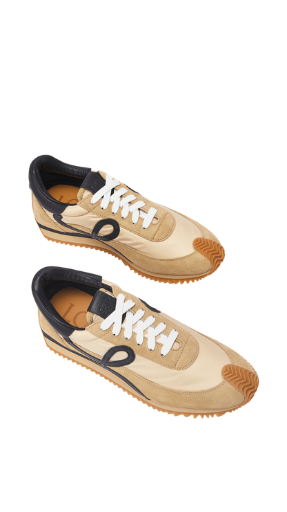 Flow Runner 2.0 in Gold/Black Nylon and Suede