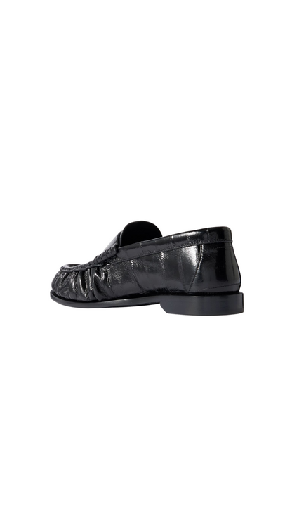 Le Loafer Crinkled-Leather Loafers in Black