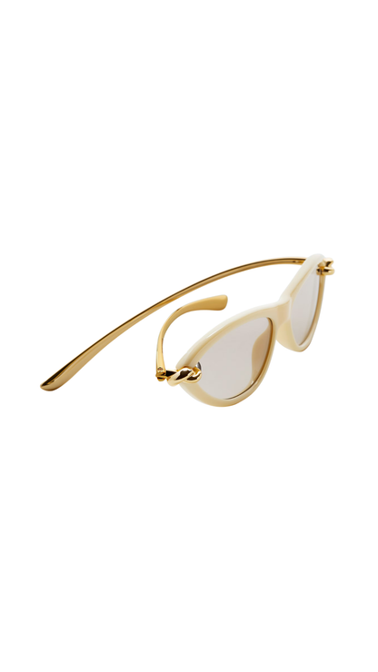 Knot Cat Eye Sunglasses in Beige/Grey