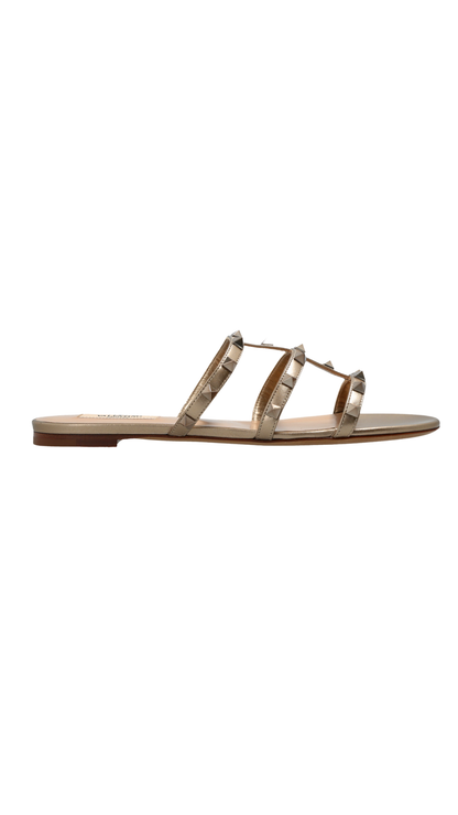 Rockstud Leather Sandals in Gold Metallic