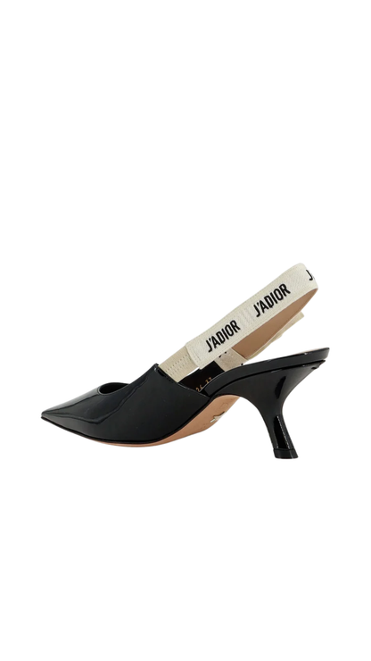 J'Ador Leather Pumps in Black