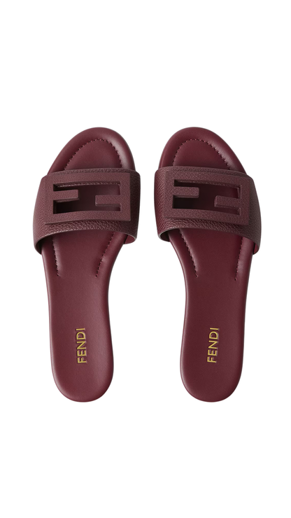 Baguette in Burgundy Leather Slides