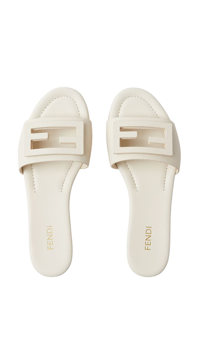 Baguette in Beige Leather Slides