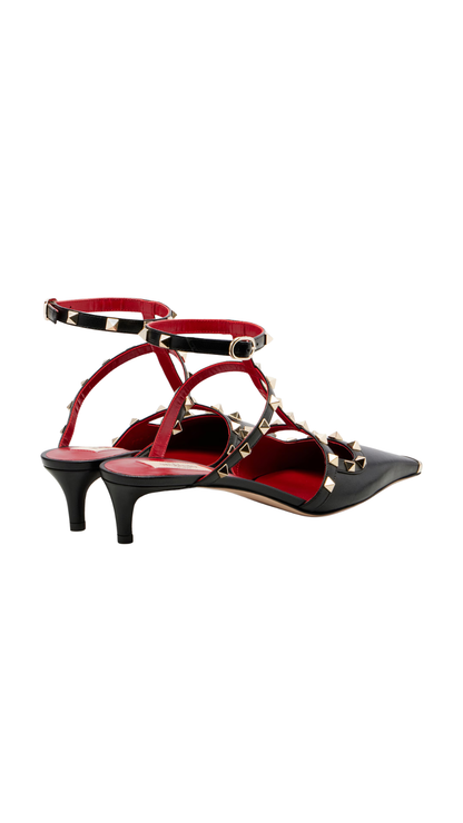 Rockstud Leather Pumps in Black