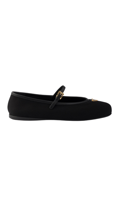 Fabric Ballerinas in Black