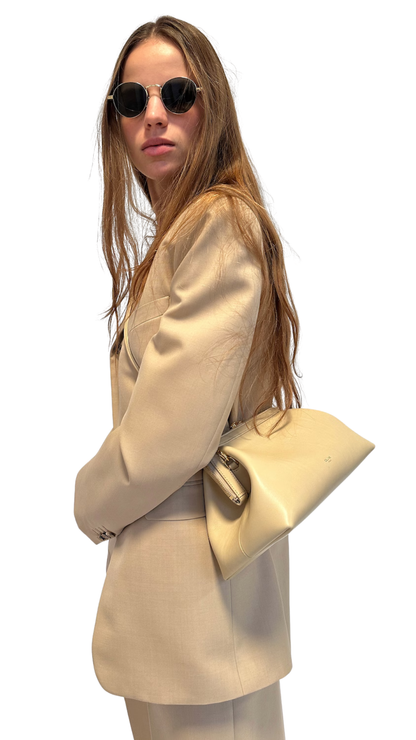 Small Doctor Pouch in Deep Ivory Supple Natural Calfskin