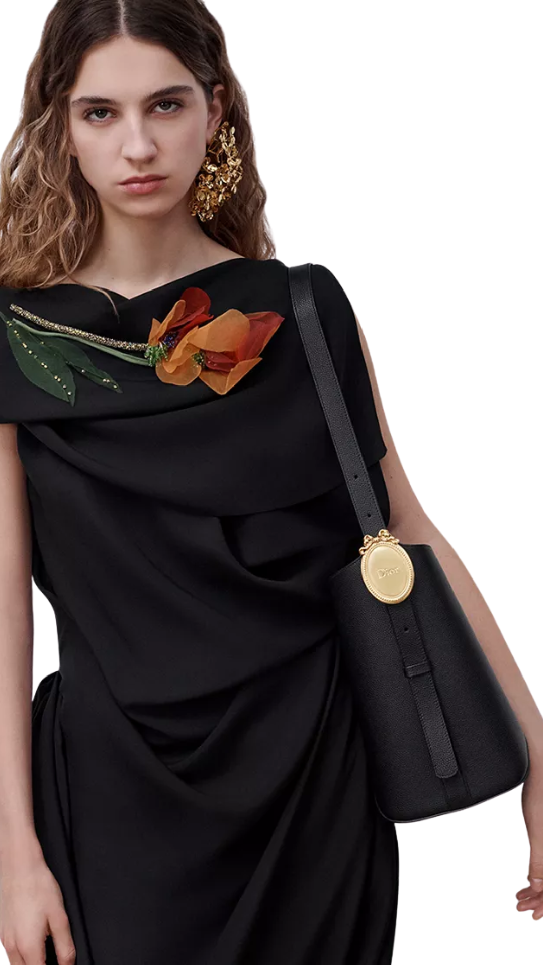 Medium Dior Médaillon Bucket Bag in Black Grained Calfskin
