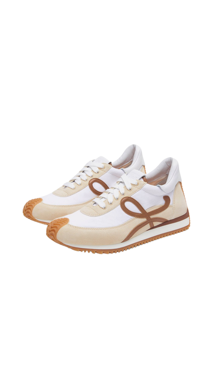 Flow Runner 2.0 in Nylon and Suede in Chocolate/Almost Optic