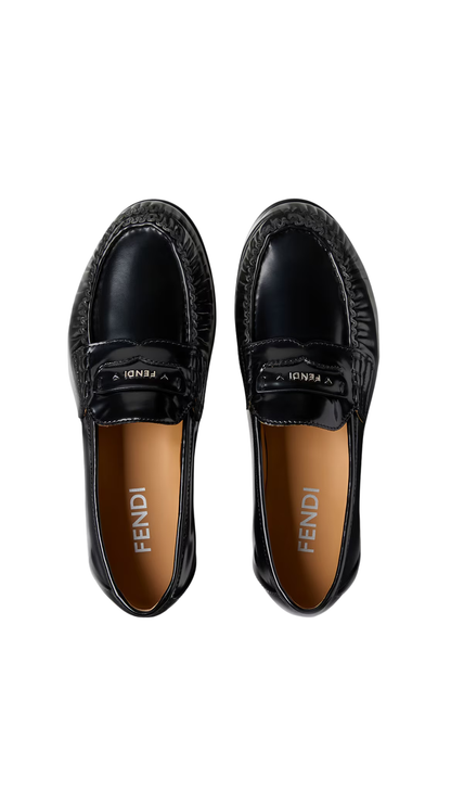 Fendi Scrunch in Black Leather Loafers
