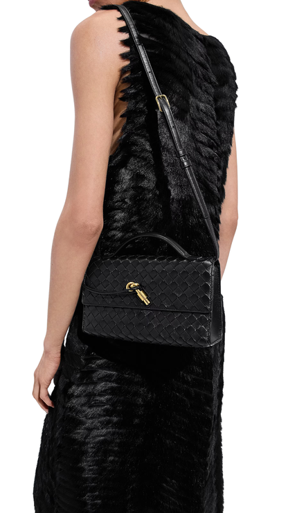 Andiamo Clutch 25 in Black