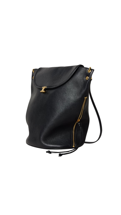 Soft Triomphe Bucket in Black Shiny Lambskin