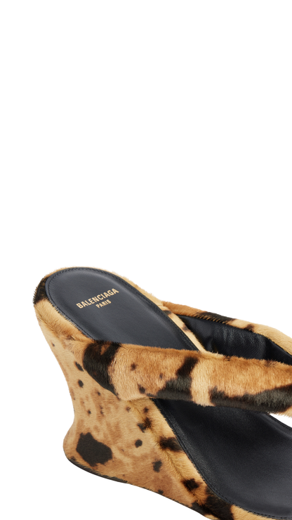 Gaeta Wedge Thong in Leopard
