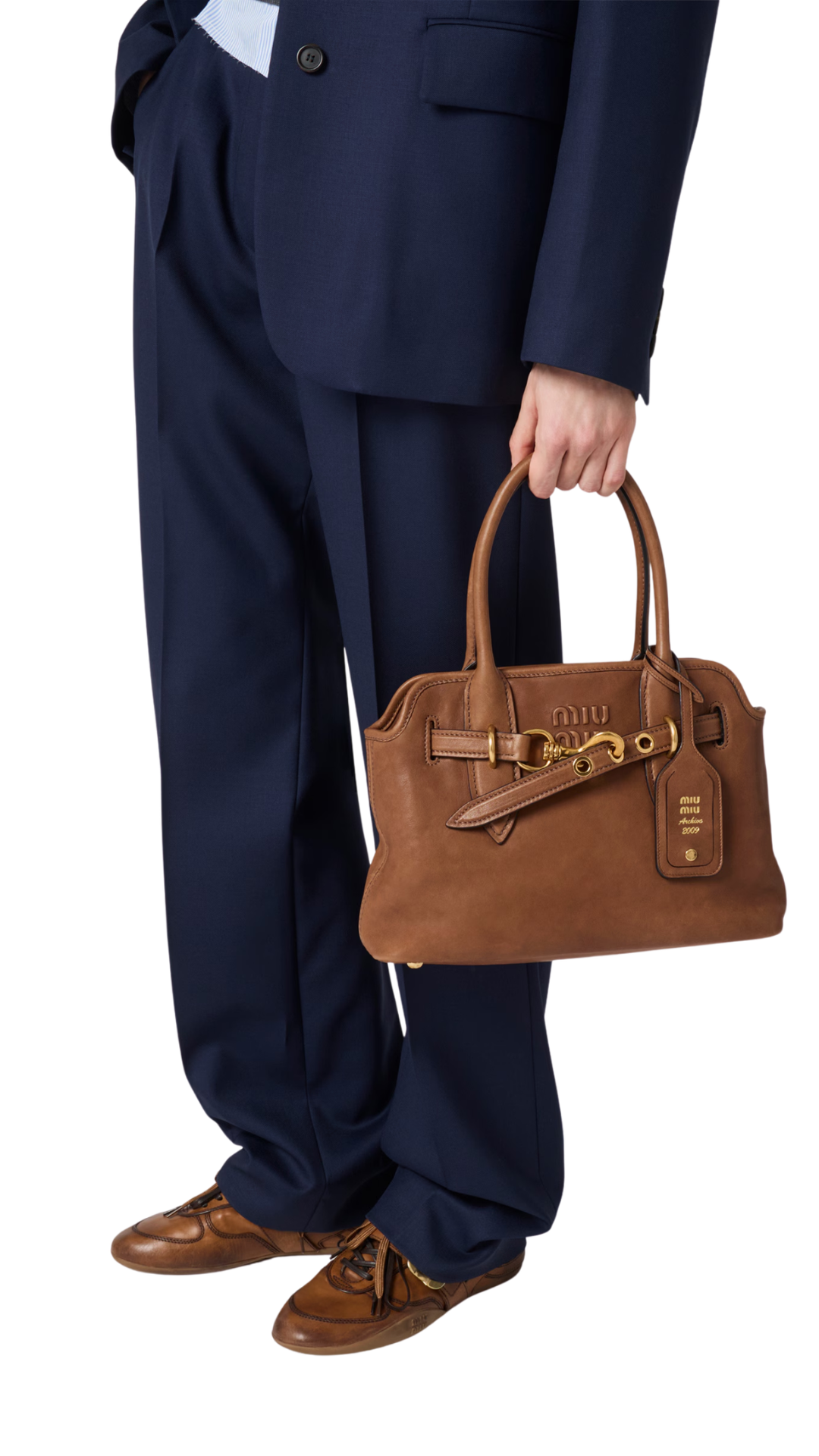 Aventure Nappa Leather Bag in Oak