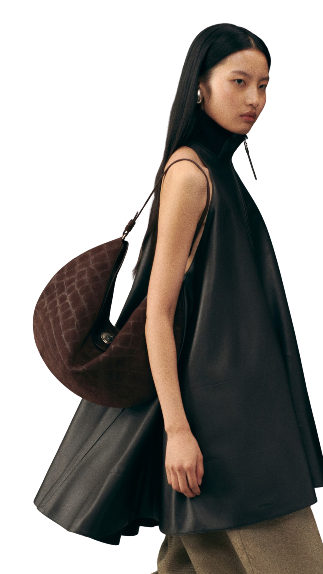 The Ovalo Bag in Dark Brown