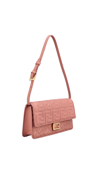 Wallet On Chain Baguette in Pink