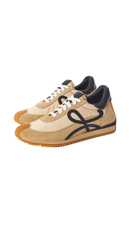 Flow Runner 2.0 in Gold/Black Nylon and Suede