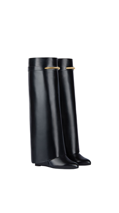 Shark Pinch Boots in Black Leather