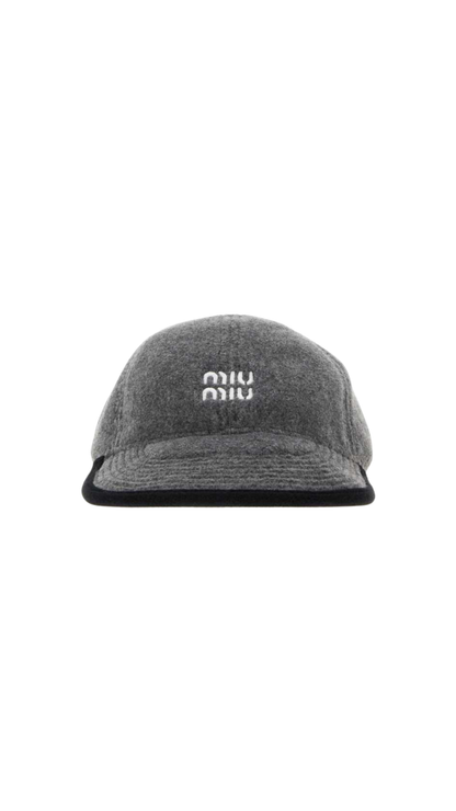 Fleece Baseball Cap in Grey