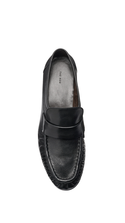 Soft Loafer in Black