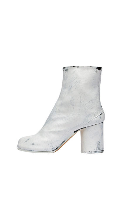Tabi Bianchetto Boots in Black and White