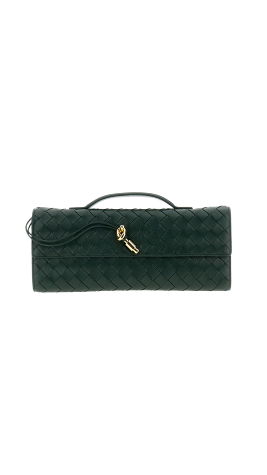 Andiamo Clutch in Green