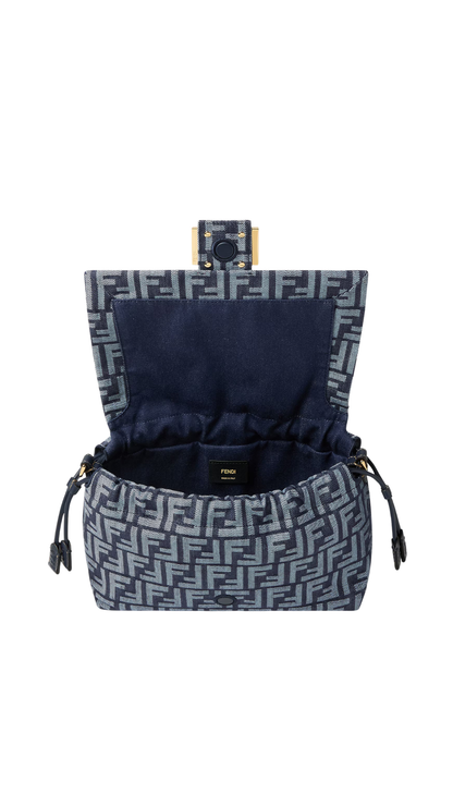 Bolso Mamma Baguette Mediano de jacquard FF con efecto denim azul oscuro