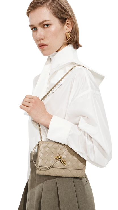 Andiamo Pouch On Strap in Ecru
