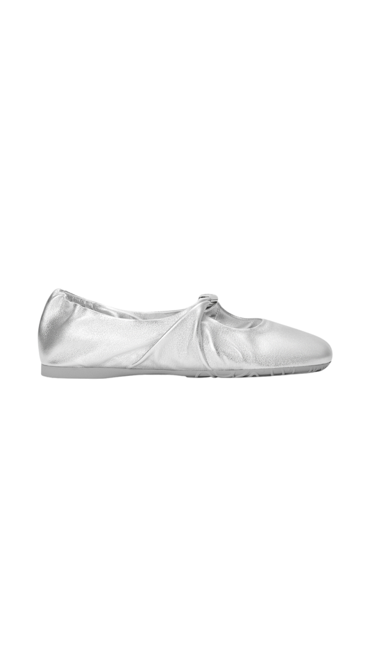 Pebble Soft Ballerina In Laminated Nappa Lambskin in Silver