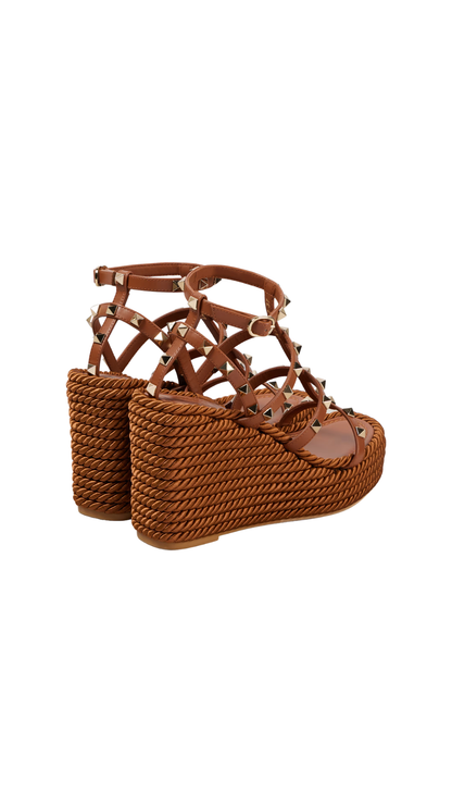 Rockstud Ankle Strap Wedge Sandal In Calfskin Leather 95 Mm