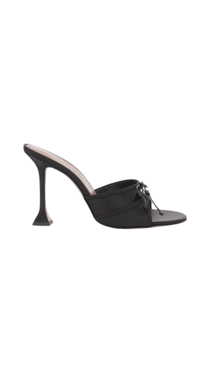 Eleonora Slippers in Black