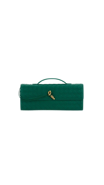 Andiamo Clutch in Green