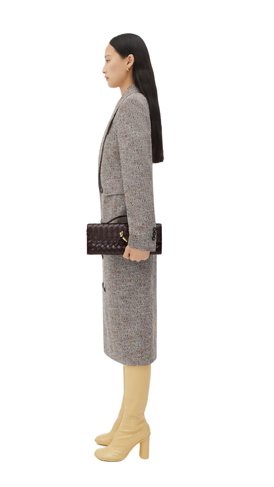 Andiamo Clutch in Fondant