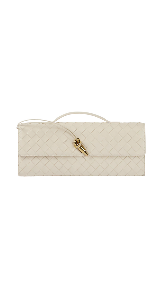 Andiamo Clutch in Sea Salt